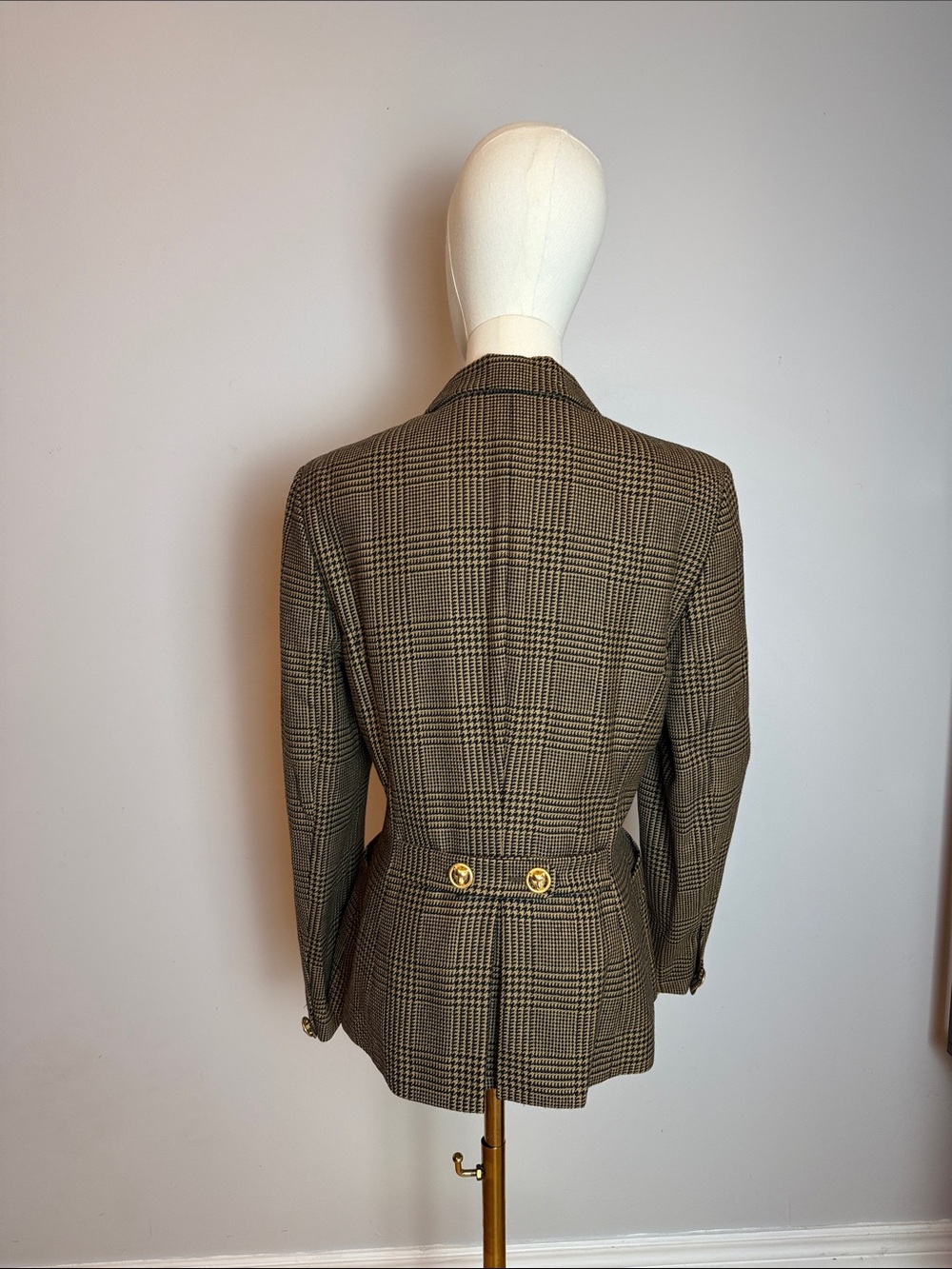 ✨ RARE FIND ✨ Mondi Brown Plaid Tailored Blazer with Gold Buttons - Picture 5 of 8